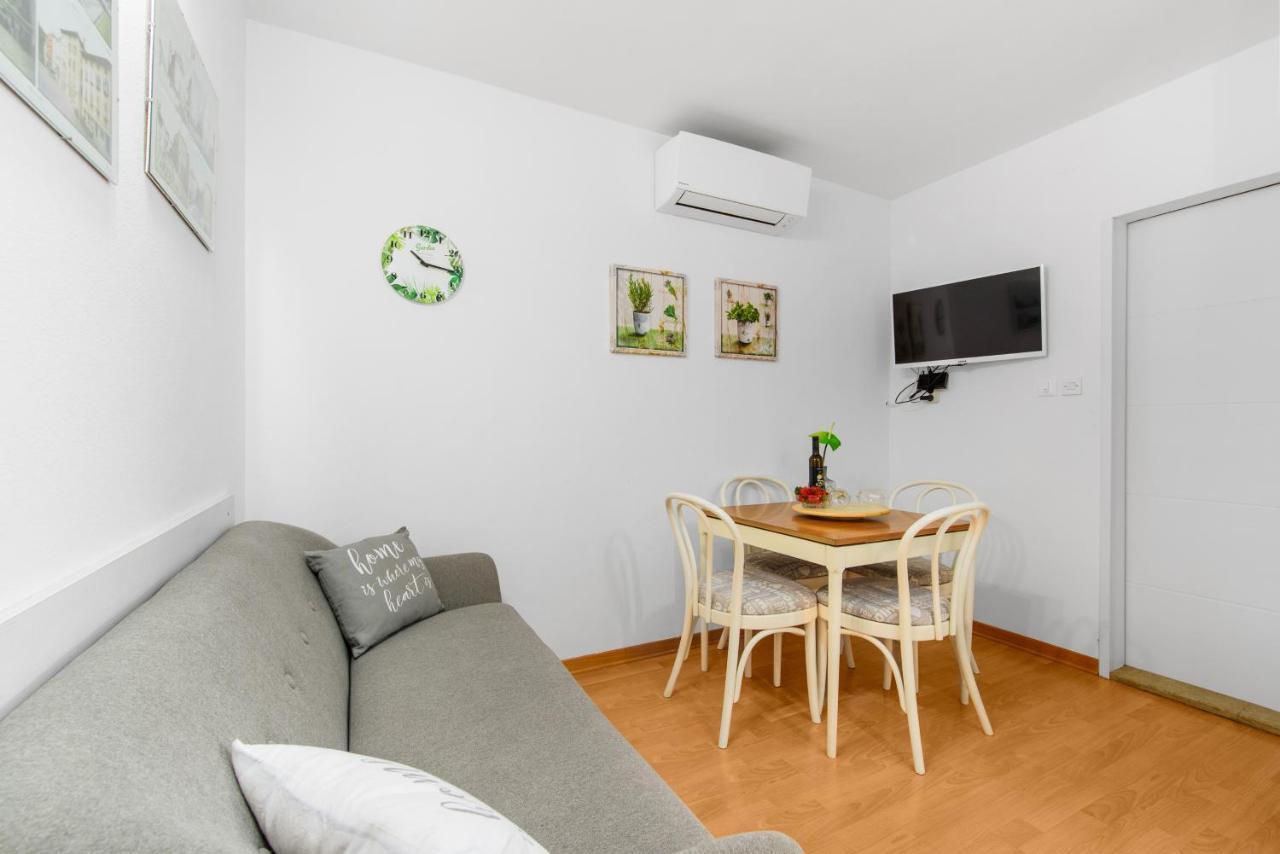 Apartment Felix ポレッチ エクステリア 写真