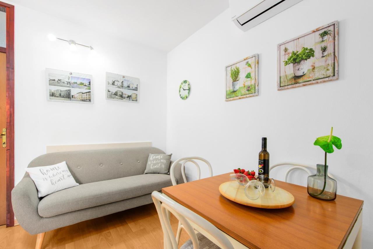Apartment Felix ポレッチ エクステリア 写真